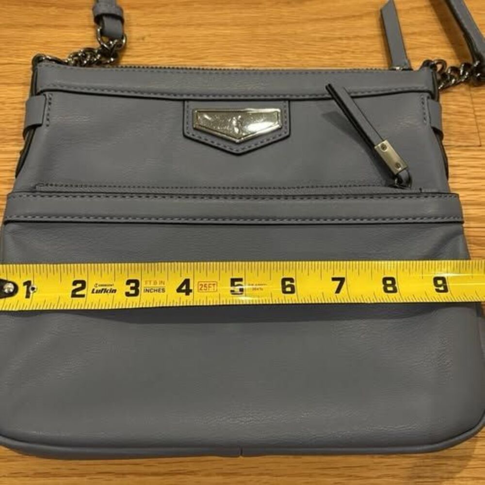 Simply Vera Vera Wang Purse Bag Blue Faux Leather Crossbody Adjustable Strap EUC - Picture 3 of 10
